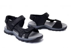 ARTIKER RELAKS 54A0283 czarny, sandały męskie. Czarne sandały męskie Artiker Relaks, ze skóry, bez zapięcia. Za 209.90 zł.