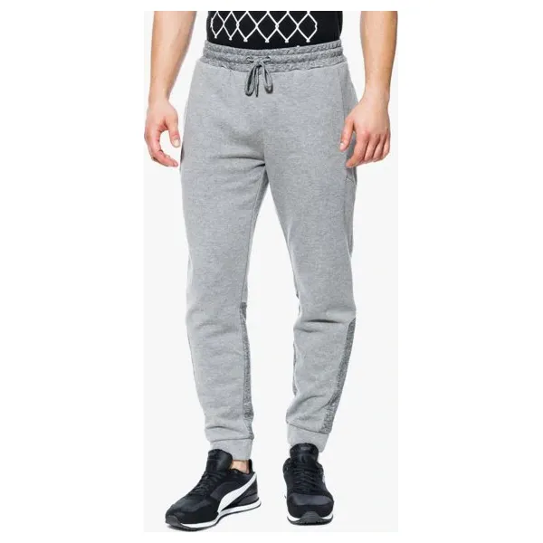 Umbro Spodnie Hazel , szary, rozmiar XL. Szare spodnie materiałowe męskie Umbro, bez wzorów, z bawełny, sportowe. W wyprzedaży za 63.99 zł.