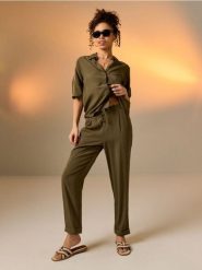 Wiskozowe spodnie straight leg - zielony. Zielone spodnie materiałowe damskie Sinsay, bez wzorów, z wiskozy. Za 29.99 zł.