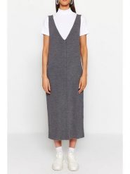 Trendyol Sukienka dzianinowa w kolorze szarym rozmiar: M. Szare sukienki damskie Trendyol, na co dzień, m, bez wzorów, z dzianiny, bez kołnierzyka, bez ramiączek, maxi, proste. Za 82.64 zł.