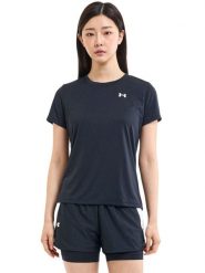 Under Armour Koszulka sportowa "Tech SSC" w kolorze czarnym rozmiar: XL. Czarne topy sportowe damskie Under Armour, xl, bez wzorów, z materiału, bez ramiączek. Za 83.95 zł.
