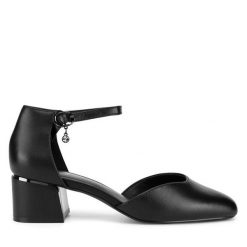 Czółenka Lasocki. Czarne czółenka damskie Lasocki, bez wzorów, bez obcasa. Za 209.99 zł.