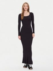 Guess Sukienka codzienna O5BK03 KCDA2 Czarny Slim Fit. Czarne sukienki damskie Guess, na co dzień, l, z aplikacjami, bez kołnierzyka, bez ramiączek, proste. Za 359.99 zł.