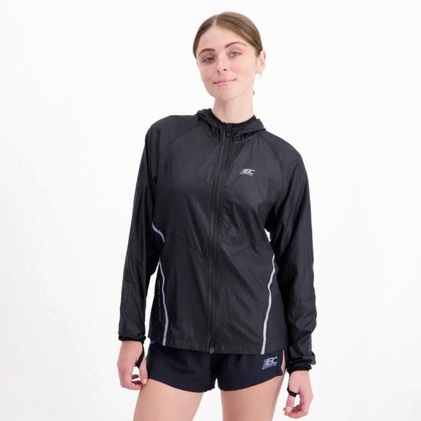 Damska lekka kurtka przeciwwiatrowa do biegania i na szlak HORIZON WINDBREAKER. Czarne kurtki damskie BODYCROSS, na zimę, xs, bez wzorów, bez kaptura. Za 739.99 zł.