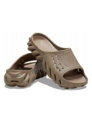 Crocs Klapki "Echo" w kolorze khaki rozmiar: 38/39. Brązowe klapki damskie Crocs, bez wzorów, bez obcasa. Za 171.28 zł.