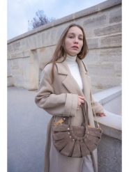 Maison héritage PARIS Skórzana torebka "Sparti" w kolorze szarobrązowym - 34,5 x 21 x 8 cm rozmiar: onesize. Brązowe torebki klasyczne damskie maison héritage PARIS, bez wzorów, z materiału, bez dodatków. Za 369.99 zł.