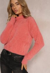 Różowy Dzianinowy Sweter z Dłuższym Włosiem i Półgolfem Christiam. Czerwone swetry klasyczne damskie Renee, z dzianiny, bez kołnierzyka. Za 59.99 zł.