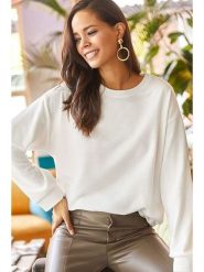 Olalook Bluza w kolorze białym rozmiar: M. Białe bluzy bez kaptura damskie Olalook, m. Za 47.94 zł.