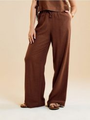 Spodnie wide leg z wiskozą i domieszką lnu - brązowy. Brązowe spodnie materiałowe damskie Sinsay, bez wzorów, z materiału. Za 39.99 zł.