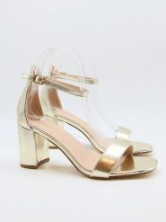 Bellucci Sandały w kolorze złotym na obcasie rozmiar: 41. Żółte sandały damskie Bellucci, bez wzorów, bez obcasa, na koturnie. Za 100.99 zł.