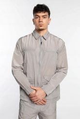 MĘSKA KOSZULA WIERZCHNIA Rains Kano Overshirt BEZ KAPTURA SZARA. Szare koszule męskie Rains, l, bez wzorów, bez kołnierzyka, bez ramiączek. Za 629.00 zł.