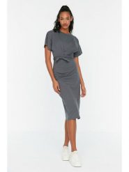 Trendyol Sukienka w kolorze antracytowym rozmiar: XL. Czarne sukienki damskie Trendyol, xl, bez wzorów, z bawełny, bez kołnierzyka, bez ramiączek, midi. Za 52.99 zł.