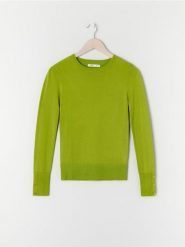 Sweter z ozdobnymi guzikami - zielony. Zielone swetry klasyczne damskie Sinsay, l, ze skóry, bez kołnierzyka. W wyprzedaży za 22.99 zł.