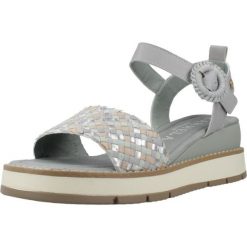 Sandały CARMELA 163155C Niebieski. Niebieskie obuwie trekkingowe damskie Carmela, bez wzorów, ze skóry, bez obcasa. Za 354.99 zł.