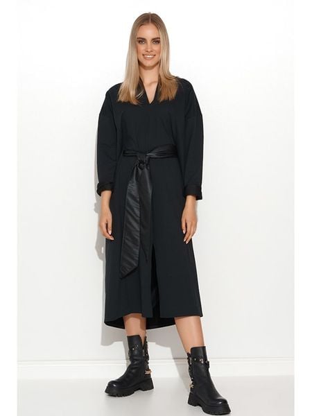 Makadamia Sukienka w kolorze czarnym rozmiar: 36/38. Czarne sukienki damskie Makadamia, na co dzień, bez wzorów, ze skóry, bez kołnierzyka, bez ramiączek, maxi, proste. Za 74.81 zł.