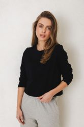 BLUZKA PENNY CZARNA S - Flawless. Czarne bluzki damskie Flawless, s, bez wzorów, z bawełny, klasyczne, bez kołnierzyka, bez ramiączek. Za 189.00 zł.