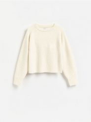 Sweter z dodatkiem wełny - kremowy. Białe swetry klasyczne damskie Reserved, l, z dzianiny, bez kołnierzyka. Za 139.99 zł.