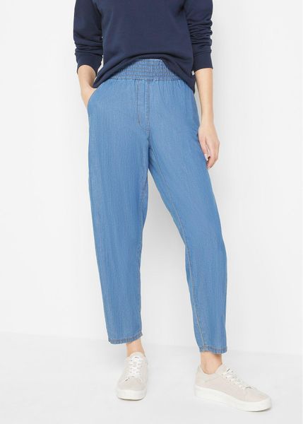 Lekkie jeansy mom, high waist, cropped. Niebieskie jeansy damskie bonprix, z podwyższonym stanem. Za 122.99 zł.