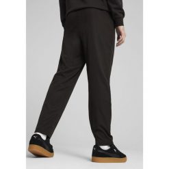Męskie tkane spodnie Essentials PUMA Black. Czarne spodnie materiałowe męskie Puma, bez wzorów, eleganckie. W wyprzedaży za 119.00 zł.