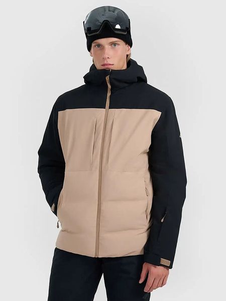 4F Kurtka narciarska w kolorze beżowym rozmiar: L. Brązowe kurtki narciarskie i snowboardowe damskie 4f, l, bez wzorów, bez kaptura, narciarskie. Za 316.24 zł.