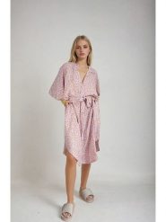 Monki Sukienka w kolorze lawendowym rozmiar: L. Różowe sukienki damskie Monki, na co dzień, l, bez wzorów, z tkaniny, bez kołnierzyka, bez ramiączek, midi, proste. Za 39.99 zł.