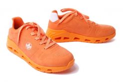 RIEKER N5202-38 orange, półbuty damskie. Brązowe półbuty damskie Rieker, bez wzorów, bez obcasa, na koturnie. Za 299.90 zł.