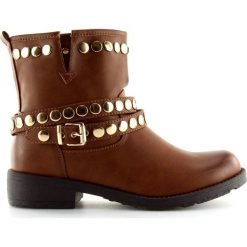 Botki militarne brązowe A89811 Camel. Brązowe botki damskie ButyModne, ze skóry ekologicznej, eleganckie, bez obcasa, na płaskiej podeszwie, bez zapięcia. W wyprzedaży za 99.00 zł.