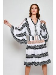 H.H.G. Sukienka w kolorze biało-czarnym rozmiar: M. Białe sukienki damskie H.H.G., m, bez wzorów, z bawełny, bez kołnierzyka, bez ramiączek, midi. Za 60.88 zł.