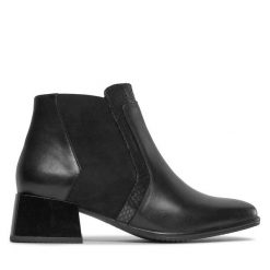 Botki Caprice. Czarne botki damskie Caprice, bez obcasa, na słupku, bez zapięcia. Za 409.99 zł.