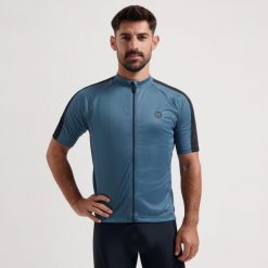 Koszulka rowerowa męska Rogelli Explore. Czarne t-shirty sportowe męskie Rogelli, m, bez ramiączek, rowerowe. Za 192.00 zł.