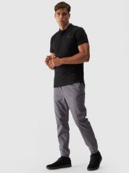 4F Spodnie casual joggery męskie - szare S. Szare spodnie materiałowe męskie 4f, bez wzorów, z bawełny, casualowe. W wyprzedaży za 99.99 zł.
