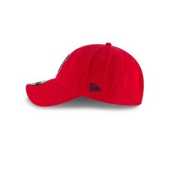 Czapka z daszkiem New Era MLB Boston Red Sox. Czerwone czapki męskie New Era, bez wzorów, casualowe. Za 177.00 zł.