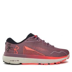 Buty do biegania Under Armour. Fioletowe obuwie do biegania damskie Under Armour. Za 689.99 zł.