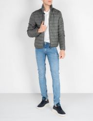 Invicta Kurtka "Light Down" | 4431759/U | Mężczyzna | Khaki. Brązowe kurtki męskie Invicta, m, z aplikacjami, z poliamidu, bez kaptura. W wyprzedaży za 299.00 zł.