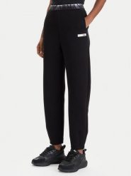 EA7 Emporio Armani Spodnie dresowe 7W000678 AF13151 UC001 Czarny Regular Fit. Czarne spodnie dresowe damskie EA7 Emporio Armani, l, bez wzorów, z dresówki. Za 399.99 zł.