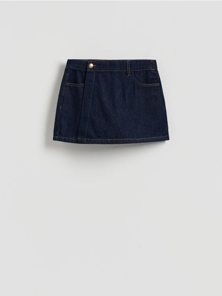 Jeansowe spódnico-szorty - granatowy. Niebieskie szorty damskie Reserved, bez wzorów, z denimu. Za 119.99 zł.