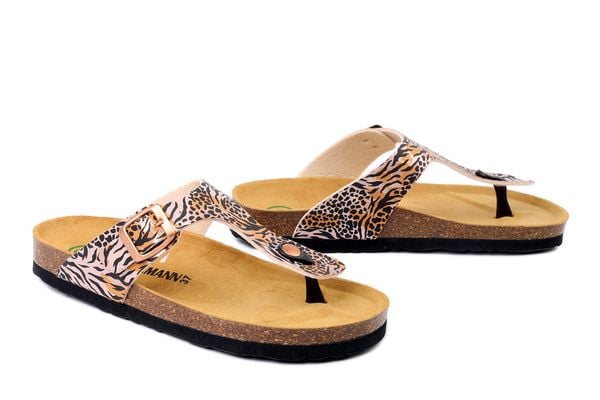 DR. BRINKMANN 700883-23 bronze, klapki japonki damskie. Żółte klapki damskie Dr. Brinkmann, bez wzorów, bez obcasa. Za 174.90 zł.