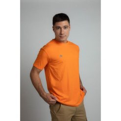 Klasyczny bawełniany T-shirt męski BRIANES M Izas. Białe t-shirty męskie IZAS, m, bez wzorów, z bawełny, bez kołnierzyka. Za 113.00 zł.