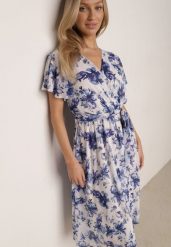 Niebieska Kopertowa Sukienka w Kwiaty z Wiązanym Paskiem i Brokatem Hilingea. Niebieskie sukienki damskie Born2be, do pracy, l, z aplikacjami, biznesowe, bez kołnierzyka, bez ramiączek, midi, dopasowane. Za 119.99 zł.