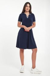 Sukienka mini JOSEPH RIBKOFF SPORT. Sukienki damskie Joseph Ribkoff, xs, bez wzorów, sportowe, bez kołnierzyka, bez ramiączek, mini, sportowe. Za 839.00 zł.