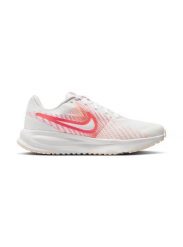 Buty do biegania Nike Run Defy dla kobiet. Białe obuwie do biegania damskie Nike. Za 351.00 zł.