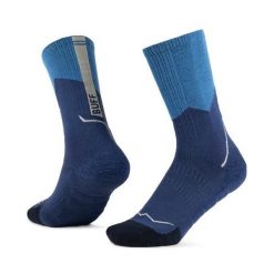 Skarpetki sportowe dla dorosłych Merino Midweight Crew Socks. Niebieskie skarpetki damskie Buff, bez wzorów, z elastanu. Za 139.99 zł.