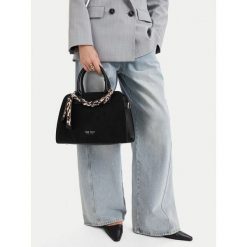 Torebka Nine West. Czarne torebki klasyczne damskie Nine West, bez wzorów, bez dodatków. Za 279.99 zł.