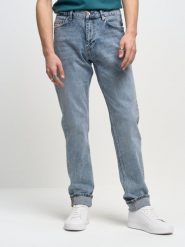 Jeansy męskie niebieskie Harper 211. Niebieskie jeansy męskie Big Star. W wyprzedaży za 279.99 zł.