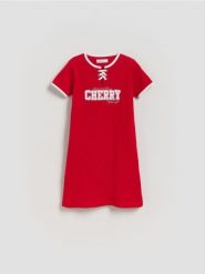 Prążkowana sukienka - czerwony. Czerwone sukienki dziewczęce Reserved, bez wzorów, z bawełny, bez ramiączek. Za 59.99 zł.