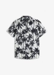 Koszula z krótkim rękawem, z wiskozy, slim fit. Białe koszule męskie bonprix, na lato, m, bez wzorów, z wiskozy, bez kołnierzyka, bez ramiączek. Za 99.99 zł.
