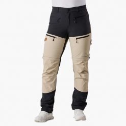 Spodnie Wędrówki damska Swedemount Lofoten Stretch Zip-Off Pants wodoodporna. Czarne spodnie dresowe damskie SWEDEMOUNT, bez wzorów, z tkaniny. Za 449.99 zł.