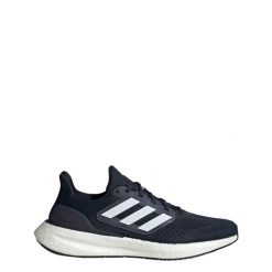Buty Pureboost 23. Białe obuwie do biegania damskie Adidas. Za 499.99 zł.