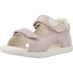 Sandały Geox Model B Sandal Macchia Gir Kolor Rose. Czerwone sandały damskie Geox, bez wzorów, ze skóry, bez obcasa. Za 219.99 zł.