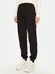 Calvin Klein Jeans Spodnie dresowe Raised J20J224841 Czarny Relaxed Fit. Czarne jeansy damskie Calvin Klein Jeans, xl, bez wzorów, z bawełny. Za 249.99 zł.